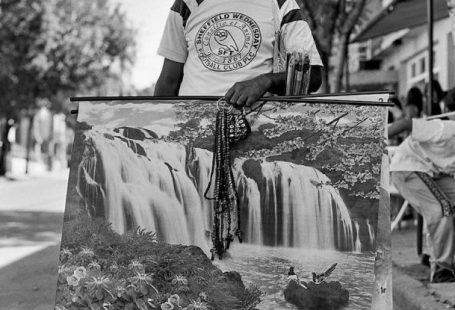 Social Selling - serie de Los Buscas, posters de tela de Stancovic