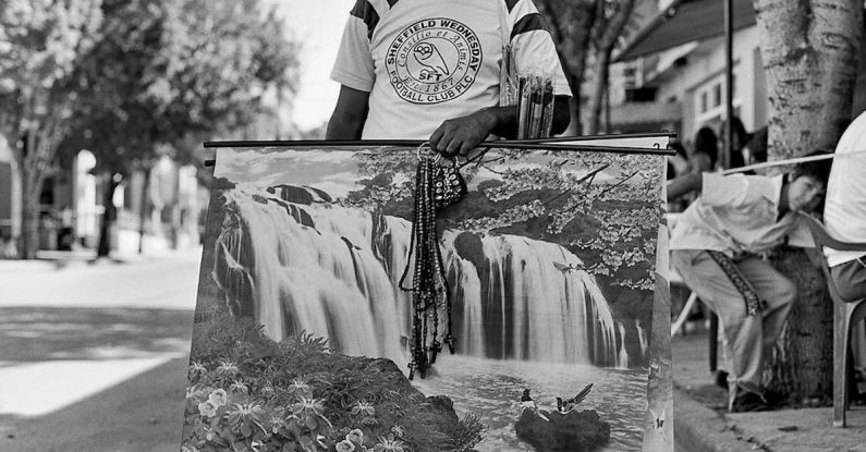 Social Selling - serie de Los Buscas, posters de tela de Stancovic